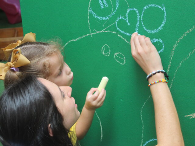 http://teachermanuela.kinsta.cloud/wp-content/uploads/2023/06/Photo-04-03-23-12-23-20-PM-640x480.jpg